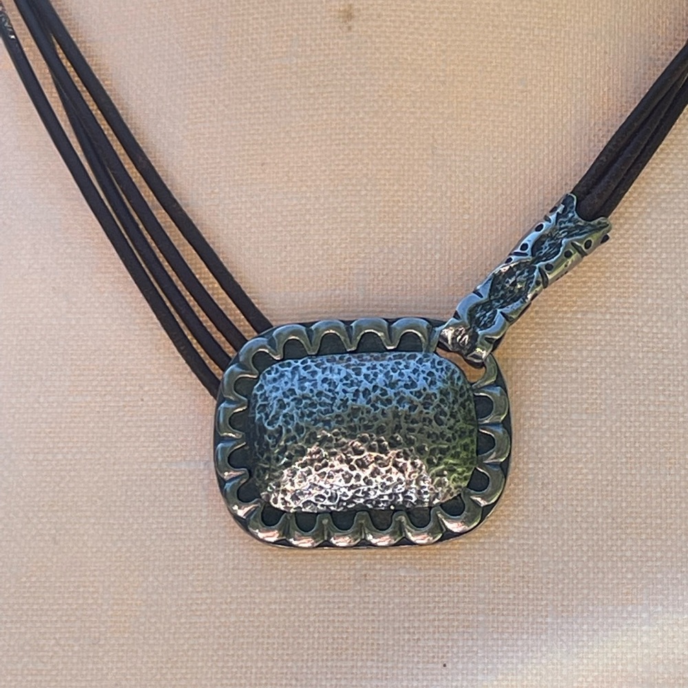 Silpada silver and leather sunflower necklace N1715